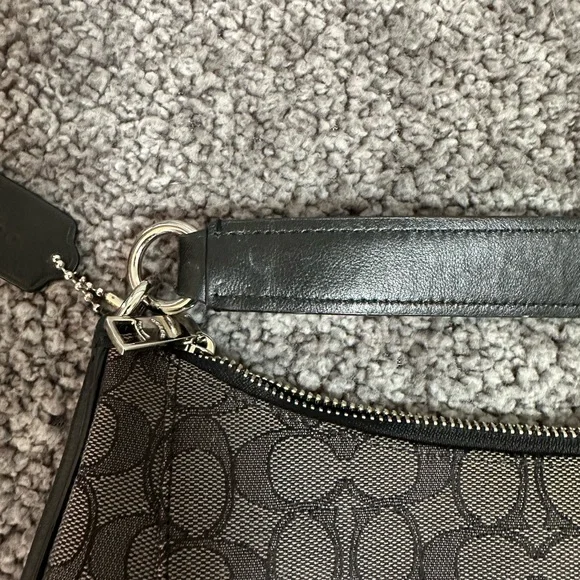 Coach Black and Gray Signature Hobo Bag - Picture 6 of 7